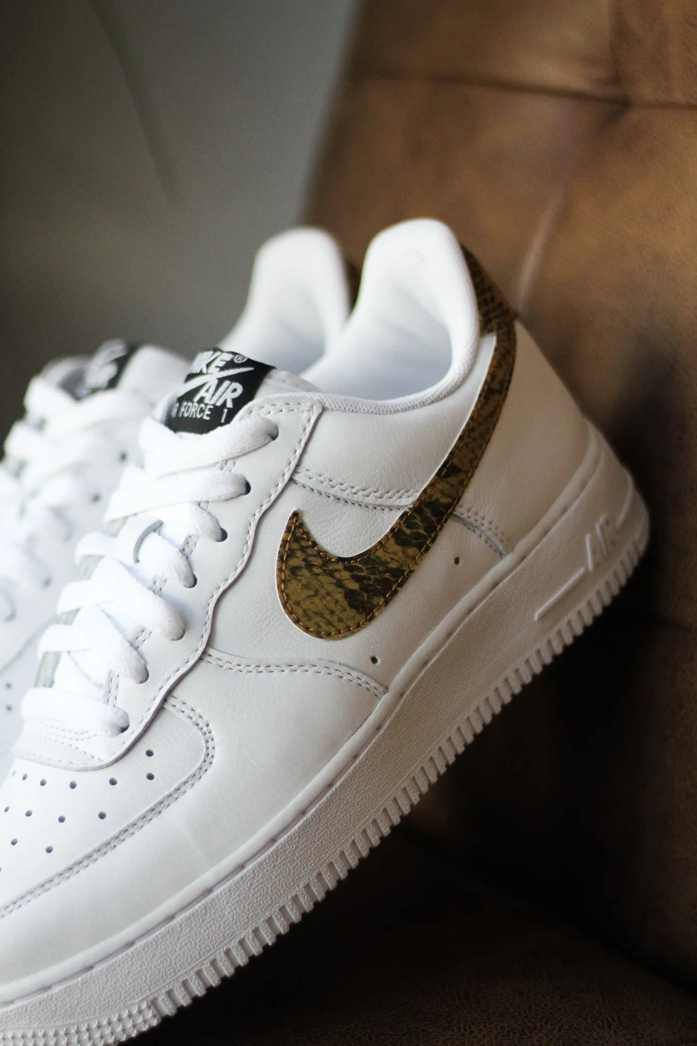 AIR FORCE 1 LOW RETRO PRM "ELEMENTAL GOLD"