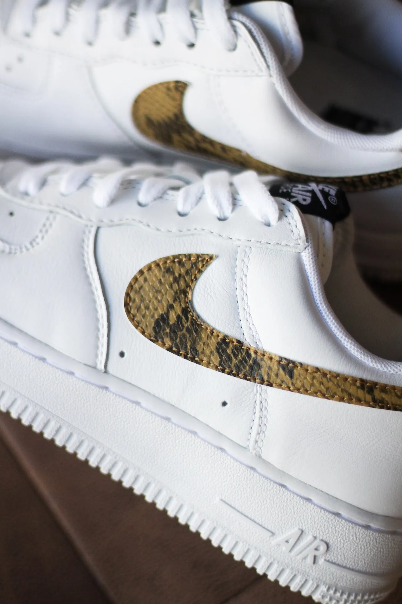 AIR FORCE 1 LOW RETRO PRM "ELEMENTAL GOLD"