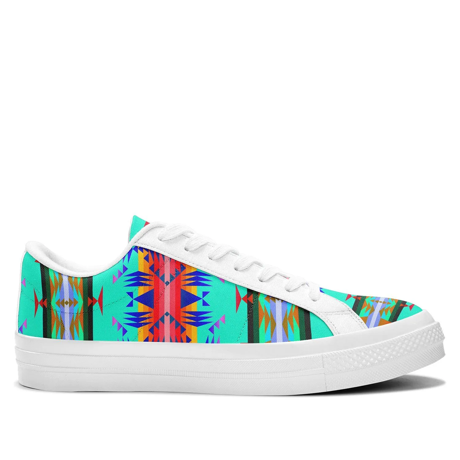 Between the Mountains Spring Aapisi Low Top Canvas Shoes White Sole