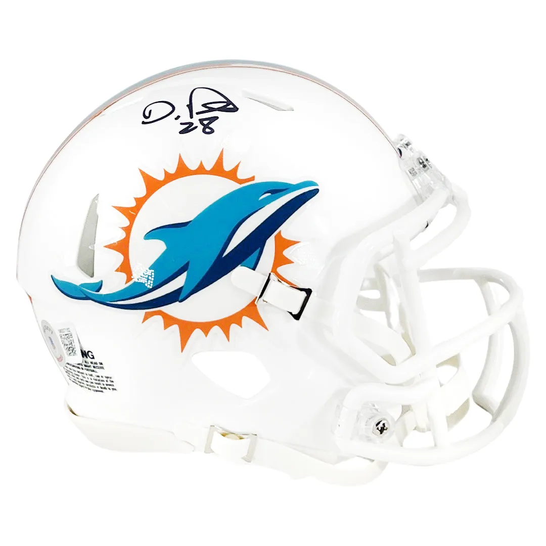 De'Von Achane Signed Miami Dolphins Speed Mini Football Helmet (Beckett)