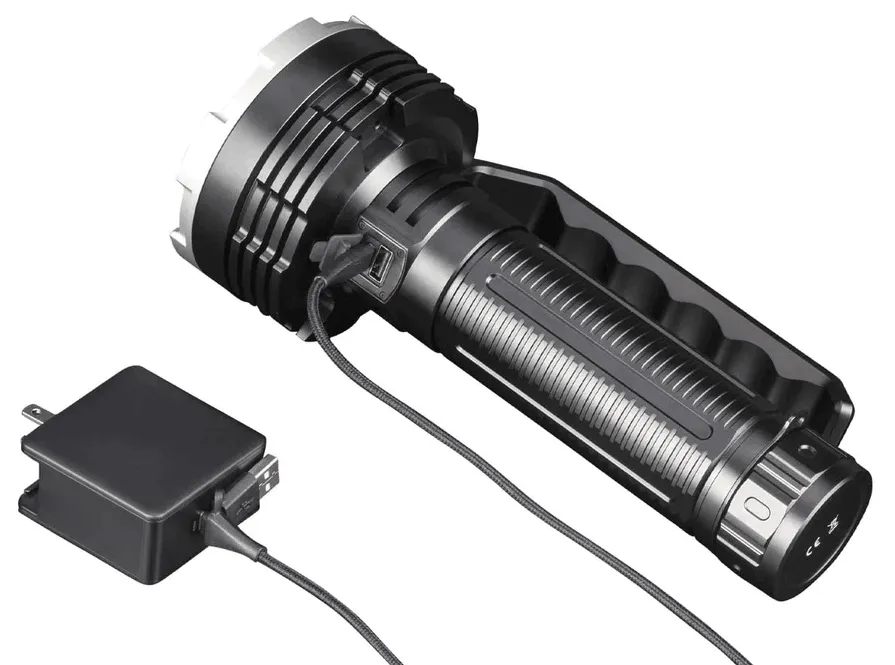 FENIX LR80R LED FLASHLIGHT - EUROPE PLUG