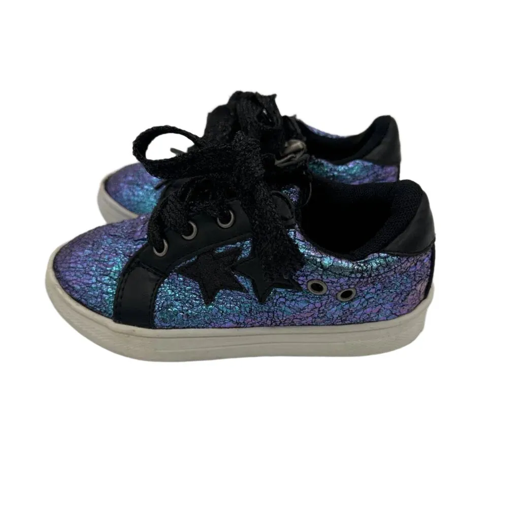 Lace Up Glittery Sneaker / Stars