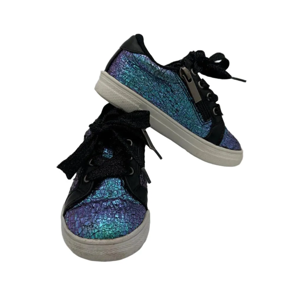 Lace Up Glittery Sneaker / Stars