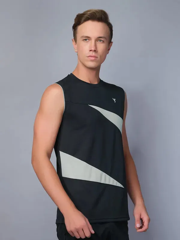 Men Colorblock Slim Fit Crew Neck Innerwear Vest with TECHNO COOL