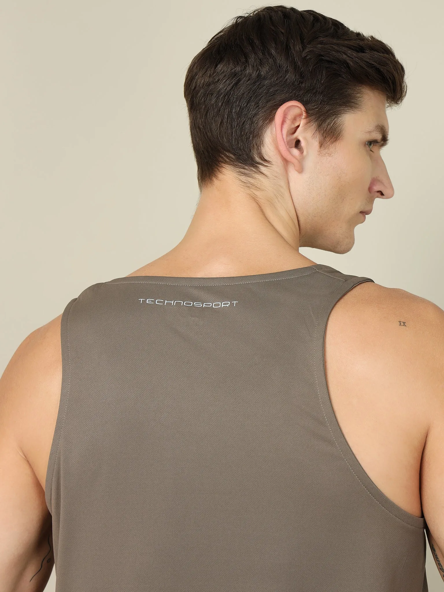 Men Melange Slim Fit Scoop Neck Innerwear Vest with TECHNO COOL 