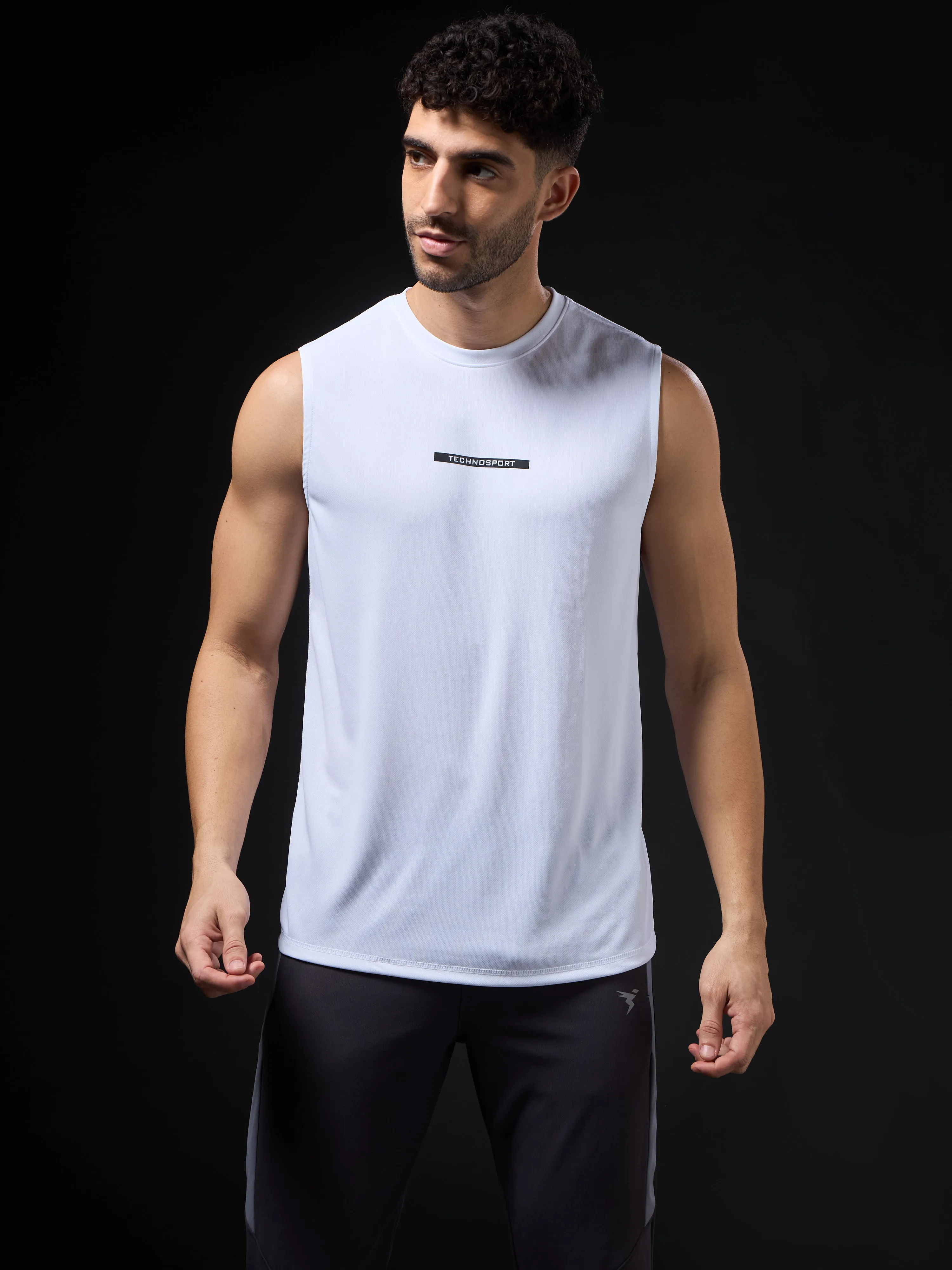 Men Solid Slim Fit Sports Innerwear Vest with TECHNOCOOL 