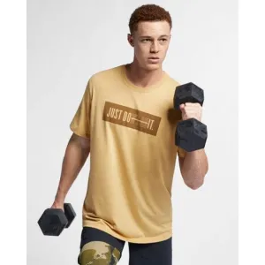 Nike Men&#39;s Football Ar5983-723 Dry Bar T-Shirts Gold