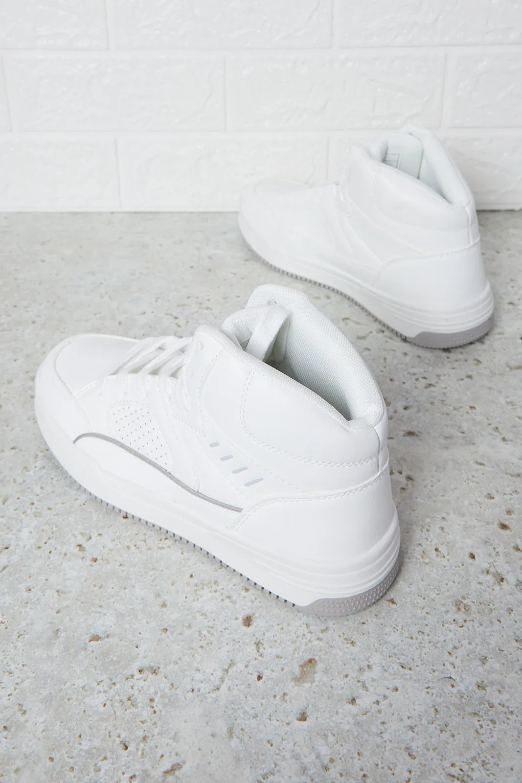 Senior Boys White Material Block Hightop Sneakers