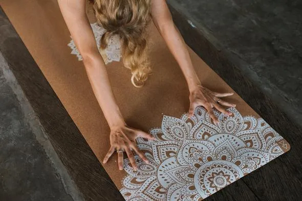 Yoga Design Lab - Cork Yoga Mat - Mandala White - 3.5 mm - Best For Eco-Conscious Yogis