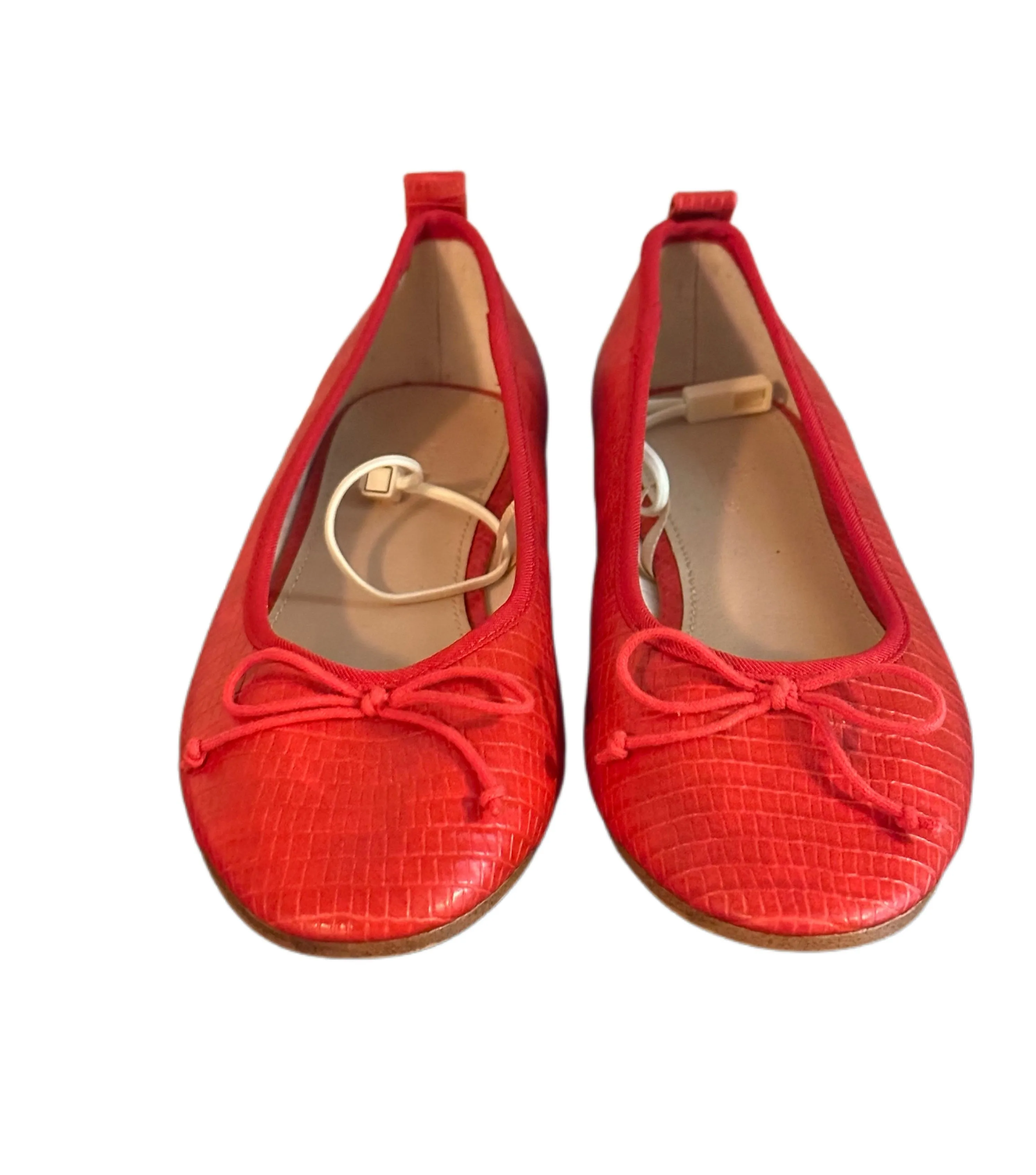 ZARA RED TEXTURED FLATS (SZ 32)